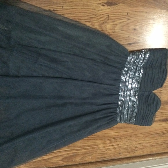 Gray Sequin Prom Dress - Picture 6 of 7